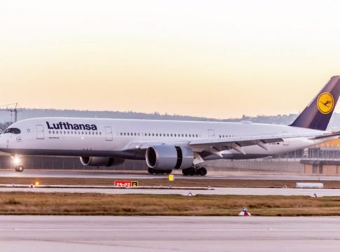 Lufthansa anulează 20.000 de zboruri din cauza scumpirii combustibilului