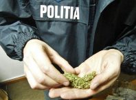 Persoane cercetate pentru trafic de droguri de mare risc