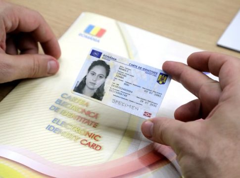 Cartea de identitate electronică va ține loc de card de sănătate și diplome, până la finalul anului 2026